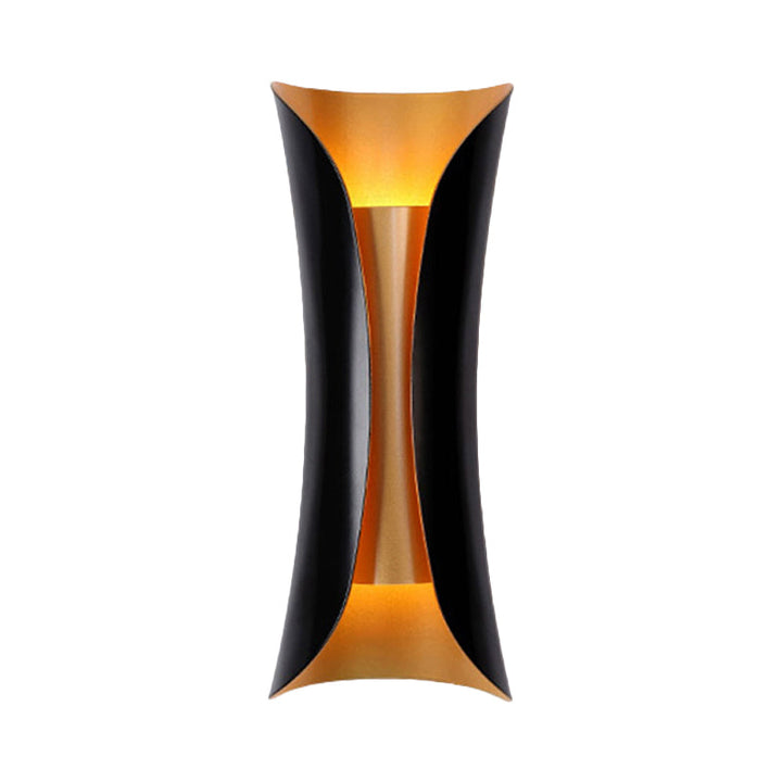 Modern Curl Wall Sconce | Black Metal Indoor Wall Light