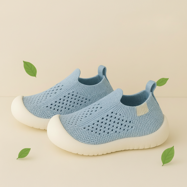 Kids Trainers Breathable Mesh Slip On Shoes Non Slip Lightweight