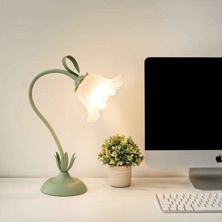 Floral Table Lamp | USB Powered