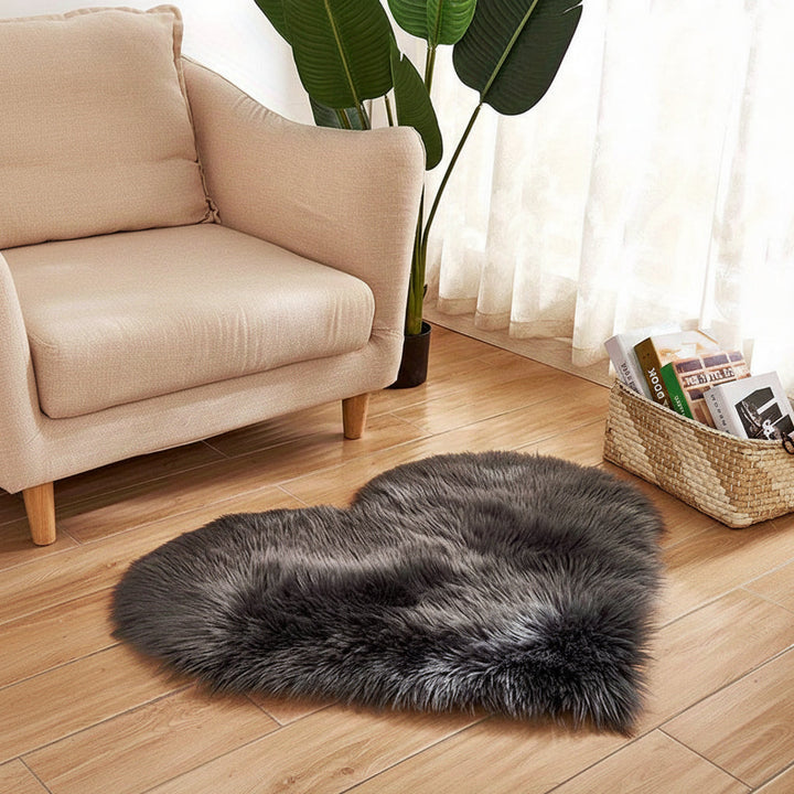 Area Rug Heart Shaped Plush Acrylic Indoor Floor Mat