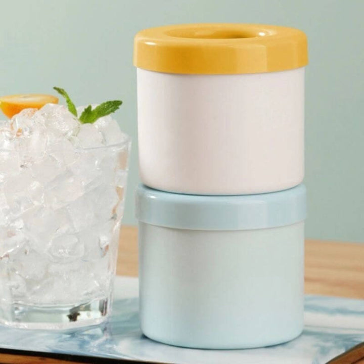 Portable Ice Maker Tray Compact Stackable Lidded