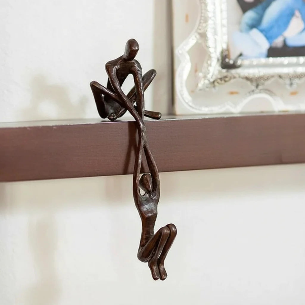 Wall Art Romantic Resin Couple Sculpture Decor