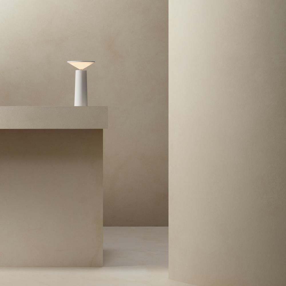Aurora Libra Table Lamp | Dimmable &amp; Modern Designer Lighting
