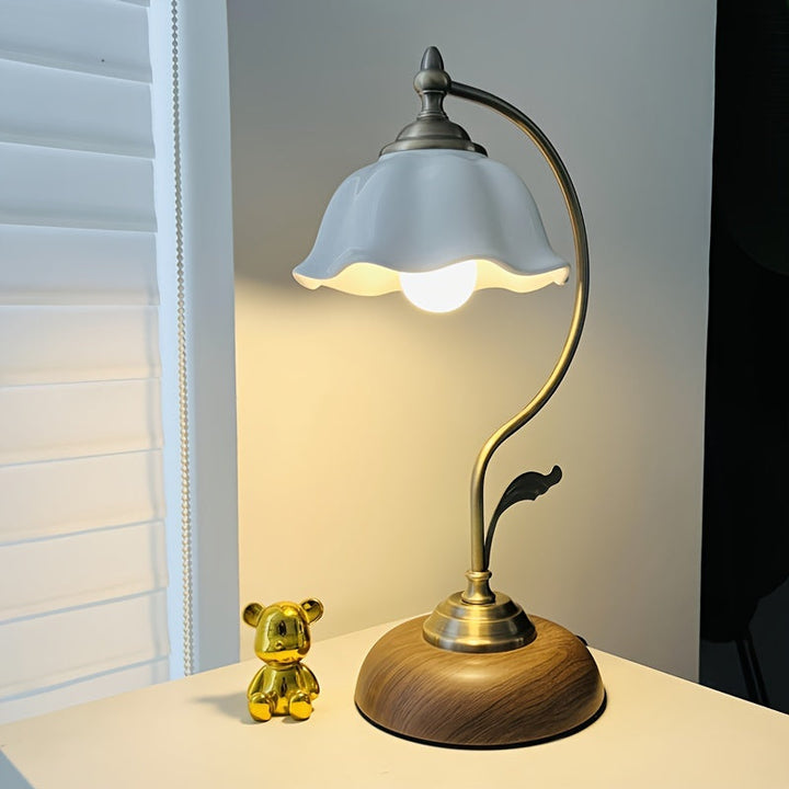 Vintage Goose Neck Table Lamp | Antique Brass USB Bedside Light