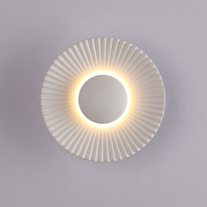 Hasna SunRay Wall Lamp | Modern Metallic Sun Design