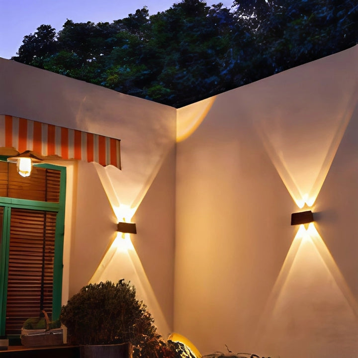 Solar Powered Outdoor Lighting Wall Garden Accent